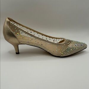 NWT Elegant Lady Couture Silk Champagne Pointed Toe Mid Heel Embellished Pump
